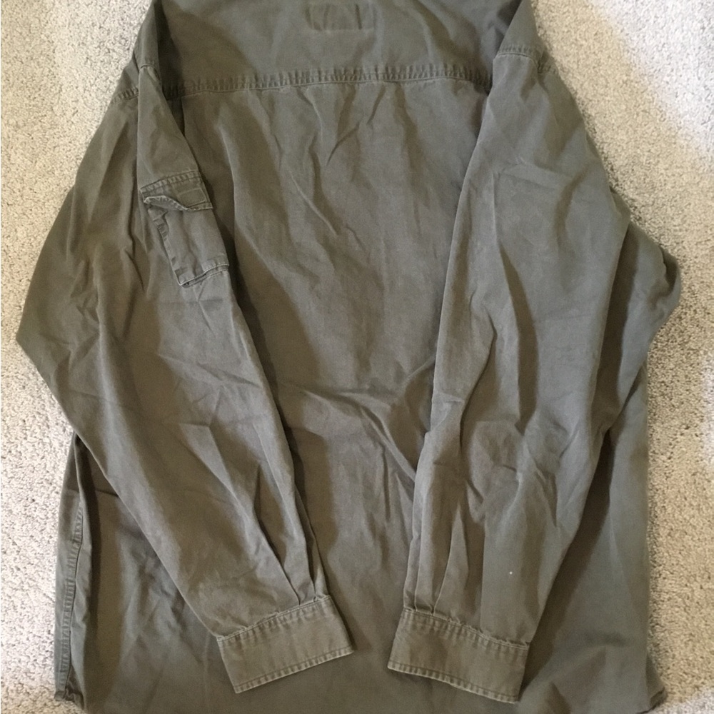 Eddie Bauer Olive Green Elkhorn Casual Button-Front Shirt - Picture 2 of 4